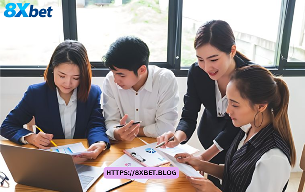 Nhân sự đa dạng 8xbet, môi trường làm việc uy tín và chuyên nghiệp